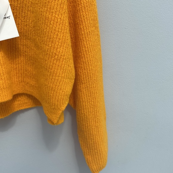 Urban Outfitters BDG Sweater - Picture 8 of 12